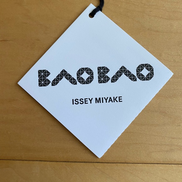 Bao Bao Issey Miyake Platinum Mermaid Tote Purple and Beige 10.75” x 10.75” - Picture 12 of 13